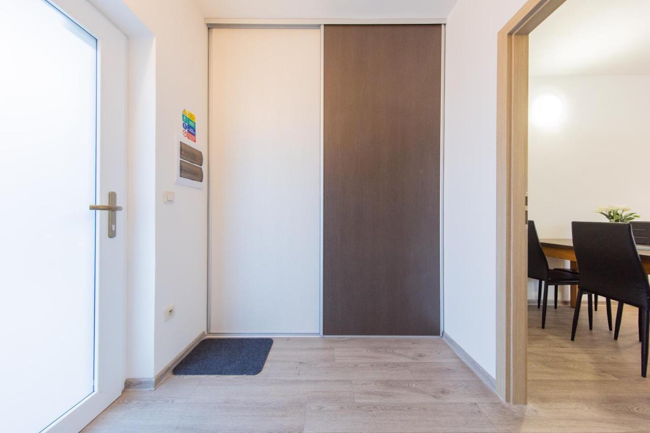 Apartman Sophia 4 S Terasou Velké Losiny Eksteriør billede